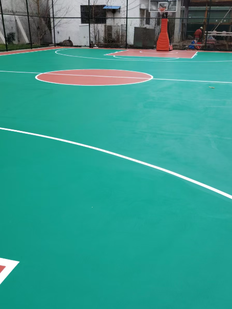 夏邑 球场长期使用易出现地面开裂